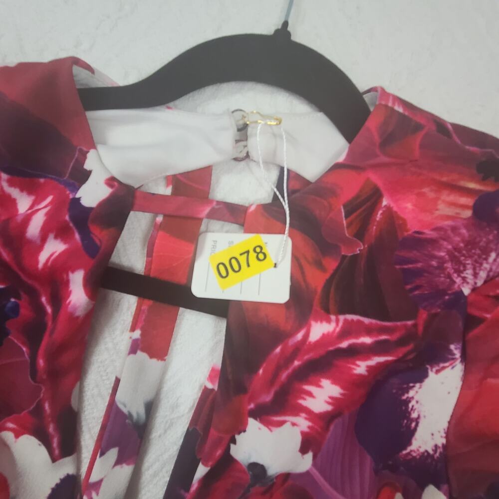 Party cocktail Homecoming Floral Bodycon Mini Dress Size M plunge Neck HOCO - Picture 12 of 12
